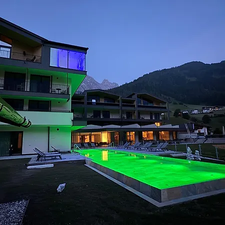 Neueroeffnung Elva Premium Inklusive Sommerpass Stubai Super Card 4* ניוסטיפט אים סטובאיטל