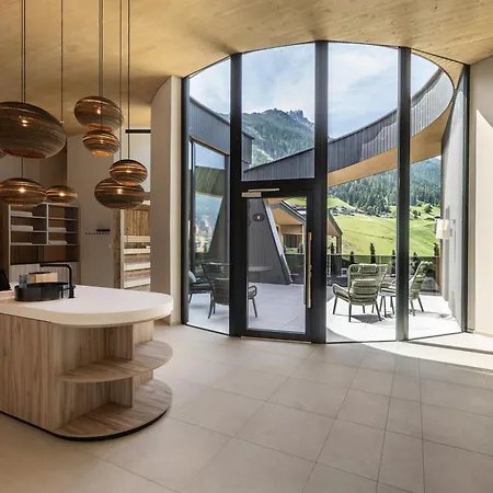 Elva Premium Inklusive Sommerpass Stubai Super Card