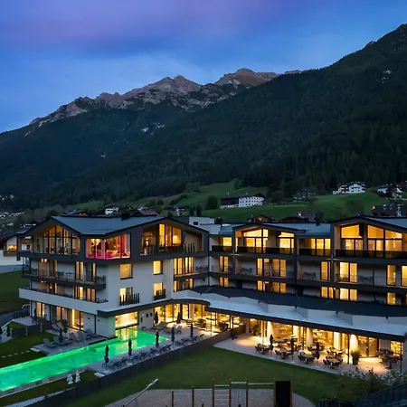 Aparthotel Elva Premium Inklusive Sommerpass Stubai Super Card Neustift im Stubaital