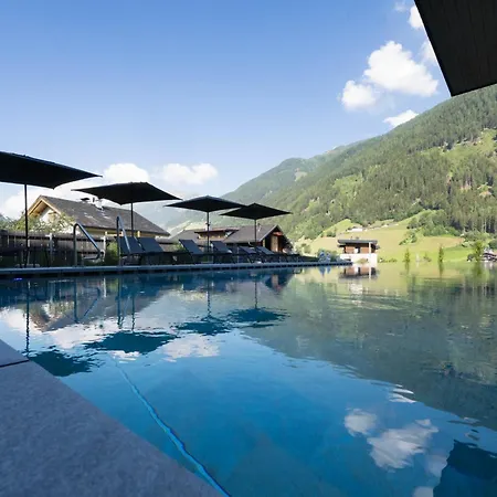 Elva Premium Inklusive Sommerpass Stubai Super Card 4*