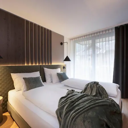 Aparthotel Elva Premium Inklusive Sommerpass Stubai Super Card 4*